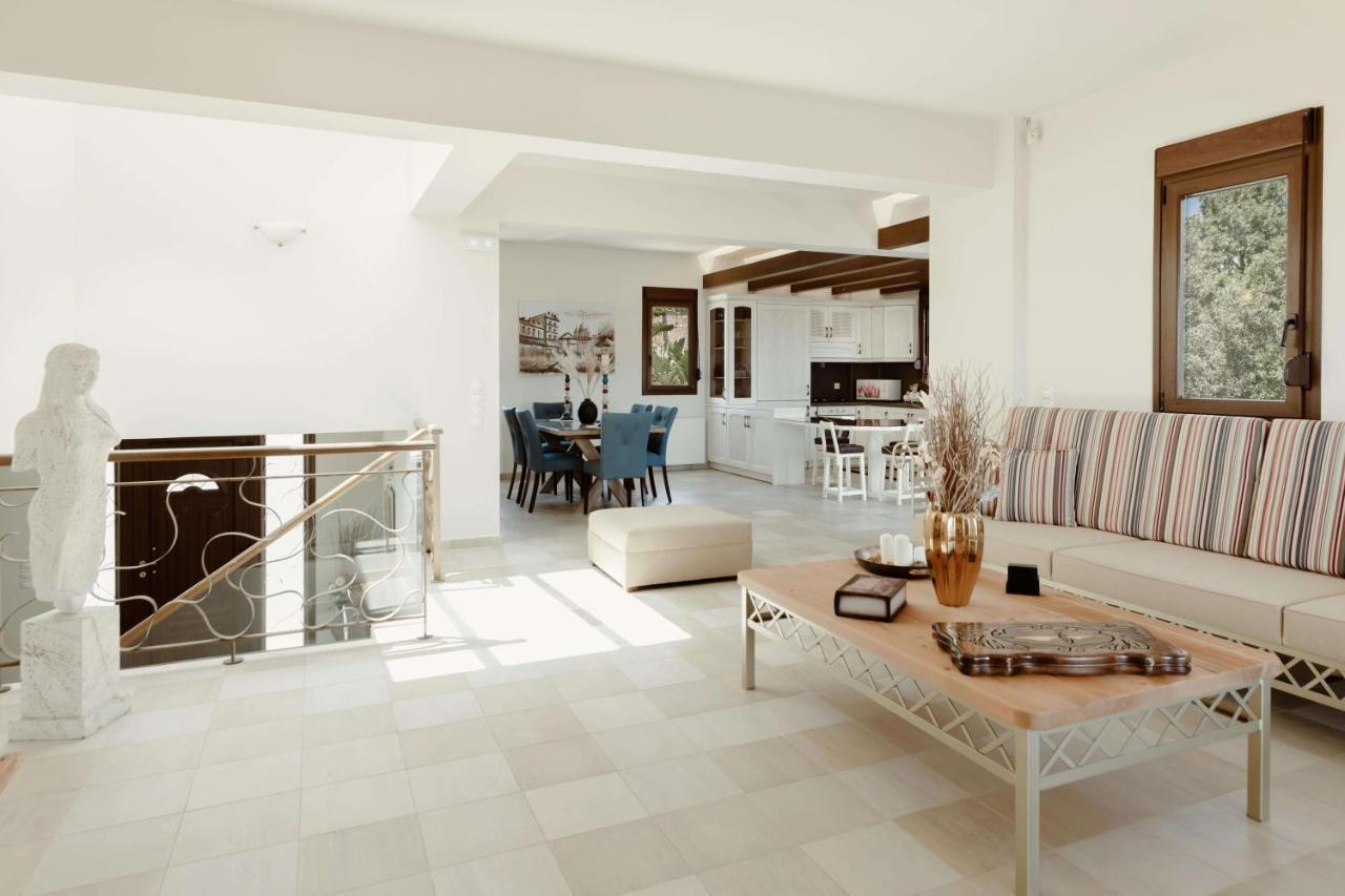 Villa Emma เยรานี ภายนอก รูปภาพ