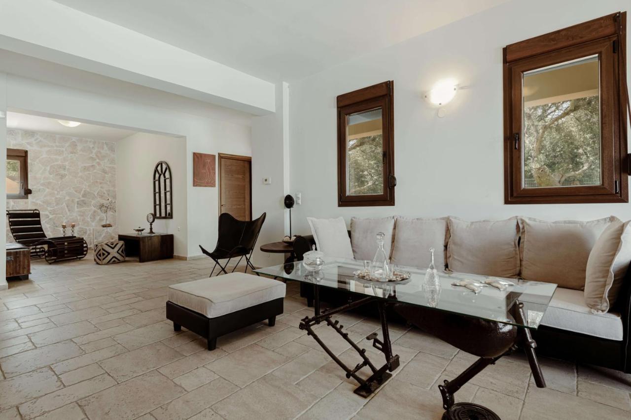 Villa Emma เยรานี ภายนอก รูปภาพ